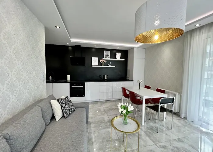 Premium Oldtown Yacht Marina