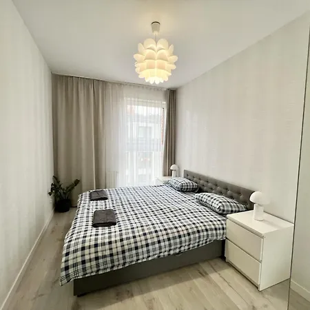 Premium Oldtown Yacht Marina גדנסק