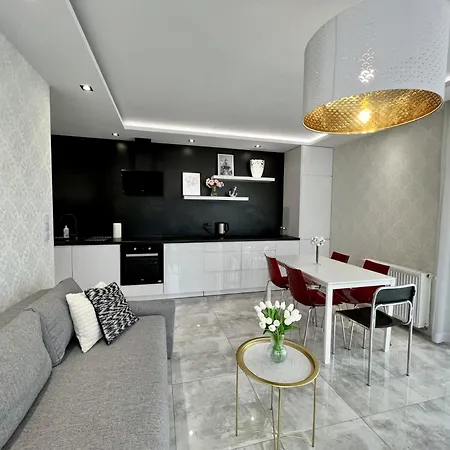 Premium Oldtown Yacht Marina